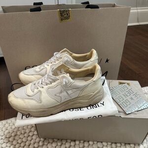 Golden goose running sneaker